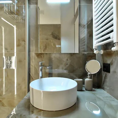 Apartment Cadorna - Your From Mailand